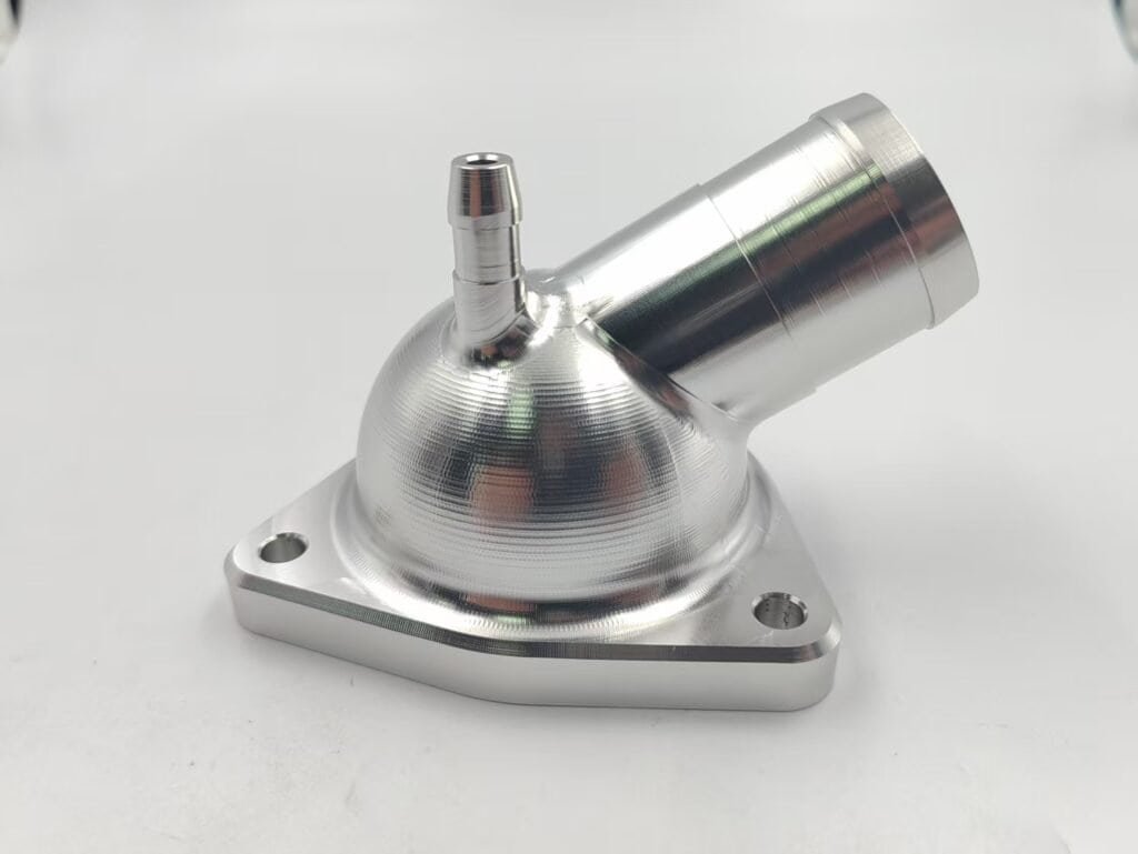 5-axis simultaneous machining of complex curved surfaces.
